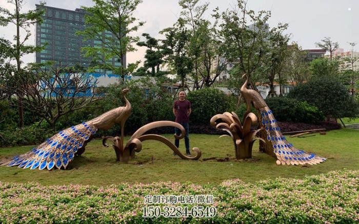 孔雀雕塑精选,室外软装,抽象不锈钢孔雀雕塑厂家 孔雀雕塑精选,室外软装,抽象不锈钢孔雀雕塑厂家